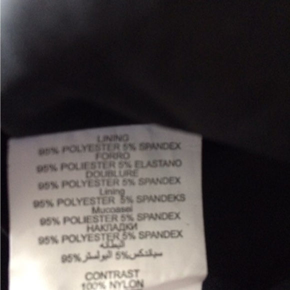 Bebe pleated double lined mini skirt w lace detail - Picture 5 of 5